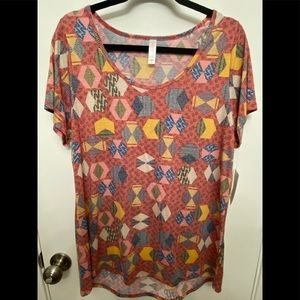 Lularoe classic tee L